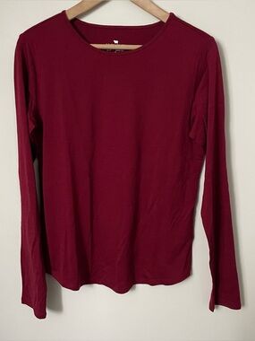 Segments 100% Merino Wool Long Sleeve Top Red Size Small Outdoor Hiking Camping